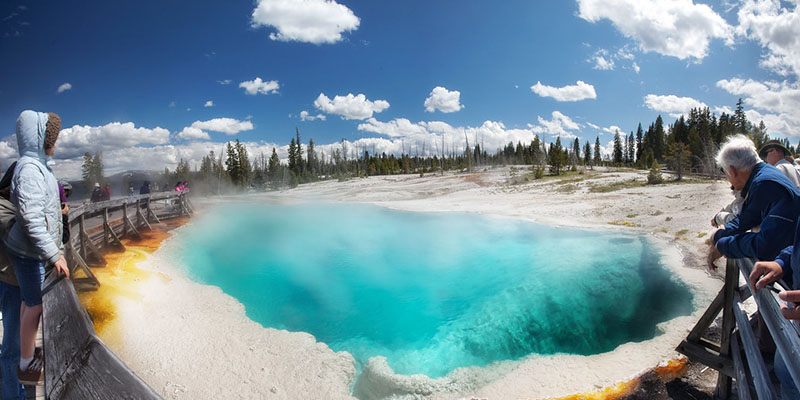 West-Thumb-Geyser-Basin
