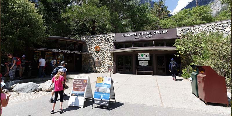 Yosemite-Visitor-Center